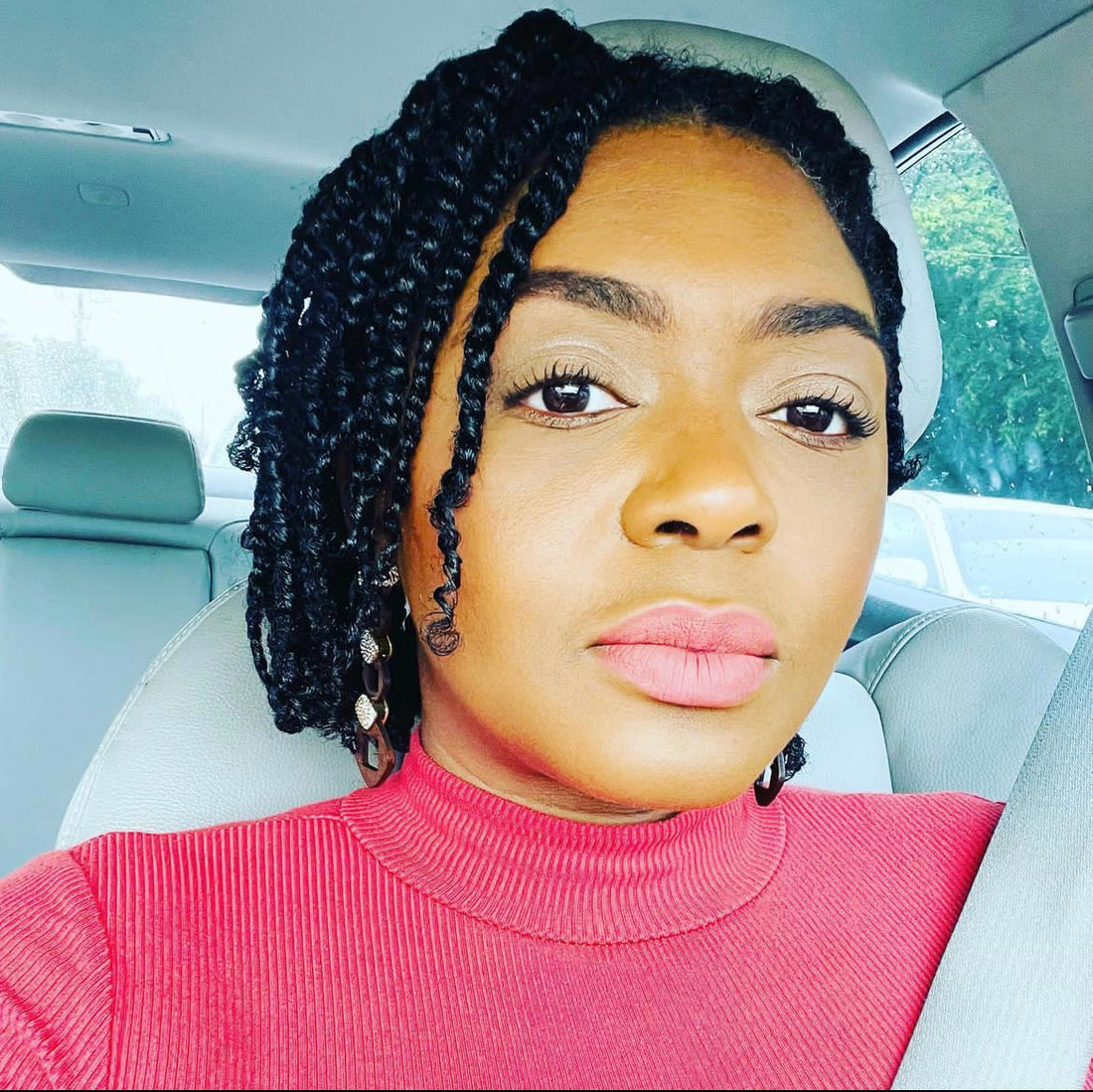 Simple and versatile two-strand twists